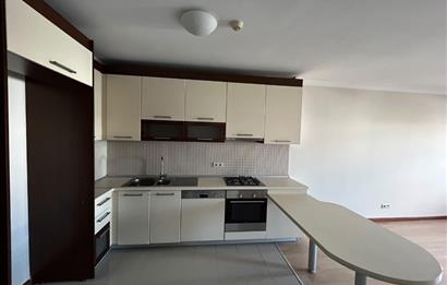 SOYAK MAVİŞEHİRDE OKUL CEPHELİ, FERAH VE KULLANIŞLI 1+1 KİRALIK