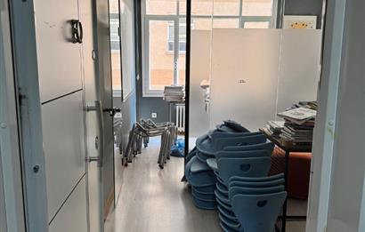 BAĞDAT CADDESİ'NE CEPHELİ KİRALIK 160 M2 NET HER İŞE UYGUN OFİS