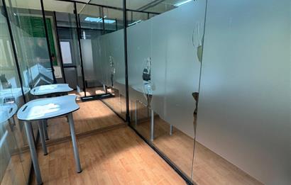 BAĞDAT CADDESİ'NE CEPHELİ KİRALIK 160 M2 NET HER İŞE UYGUN OFİS