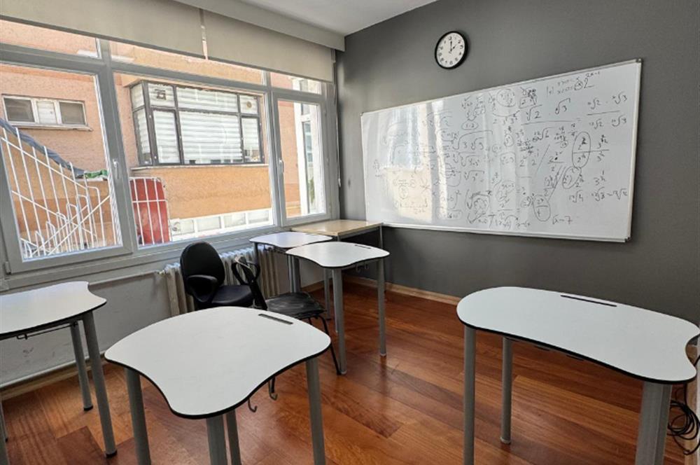 BAĞDAT CADDESİ'NE CEPHELİ KİRALIK 160 M2 NET HER İŞE UYGUN OFİS