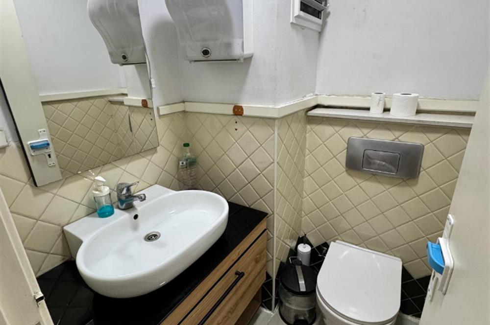 BAĞDAT CADDESİ'NE CEPHELİ KİRALIK 160 M2 NET HER İŞE UYGUN OFİS