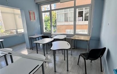 BAĞDAT CADDESİ'NE CEPHELİ KİRALIK 160 M2 NET HER İŞE UYGUN OFİS
