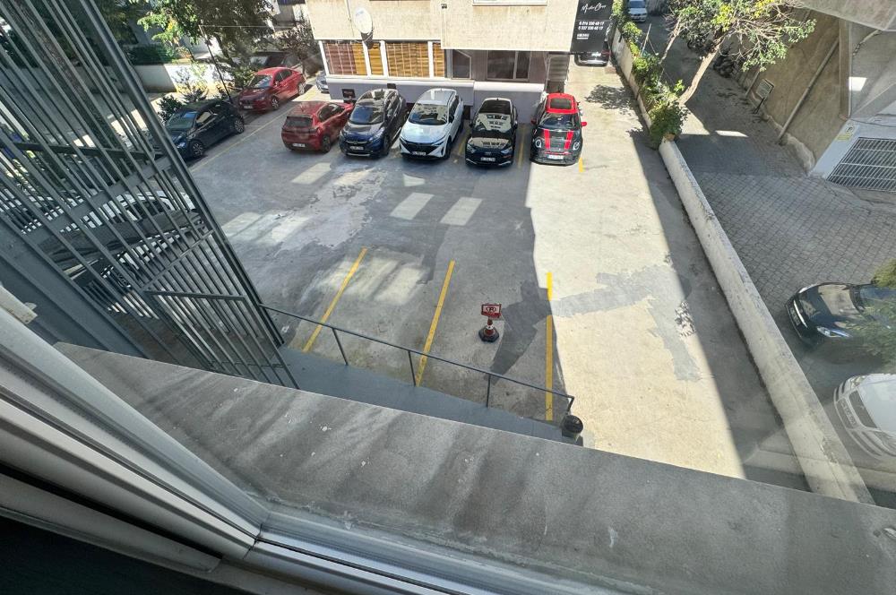 BAĞDAT CADDESİ'NE CEPHELİ KİRALIK 160 M2 NET HER İŞE UYGUN OFİS