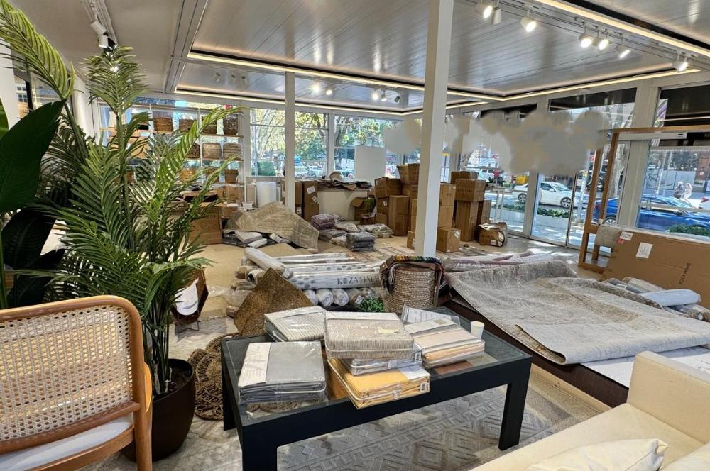 BAĞDAT CADDESİ ÜZERİ 125 M2 ÖN KULLANIMLI TOPLAM 375 M2 DÜKKAN