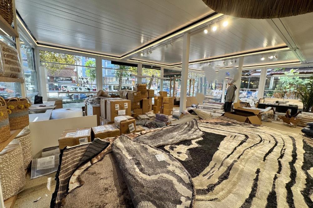 BAĞDAT CADDESİ ÜZERİ 125 M2 ÖN KULLANIMLI TOPLAM 375 M2 DÜKKAN