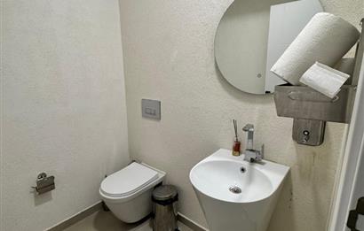 BAĞDAT CADDESİ ÜZERİ 125 M2 ÖN KULLANIMLI TOPLAM 375 M2 DÜKKAN