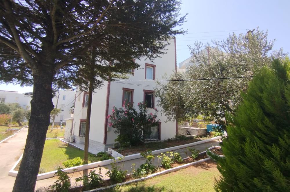 Ayvalik Sarimsakli Satilik Deniz Manzarali 2+1 Yazlik