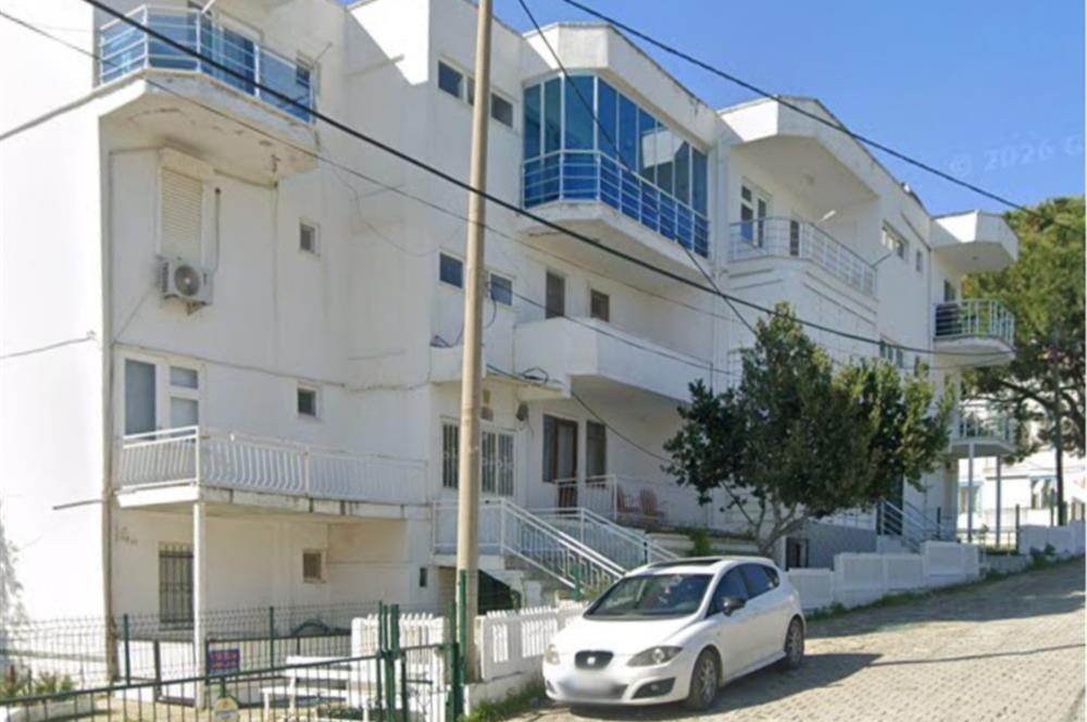 Ayvalik Sarimsakli Satilik Deniz Manzarali 2+1 Yazlik