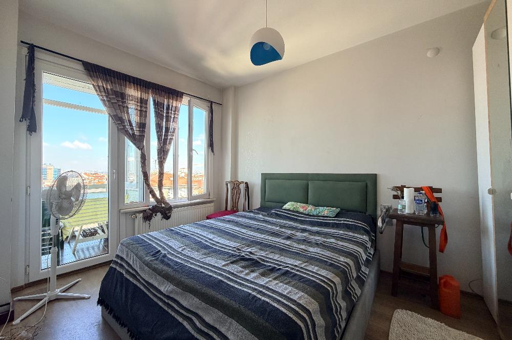 Caferağa'da Kısmi Deniz Manzaralı, 100m² Net 3+1 Satılık Daire