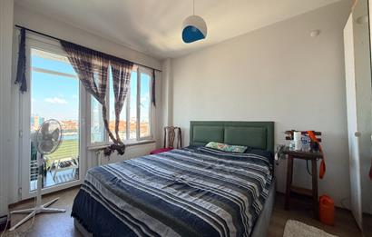 Caferağa'da Kısmi Deniz Manzaralı, 100m² Net 3+1 Satılık Daire