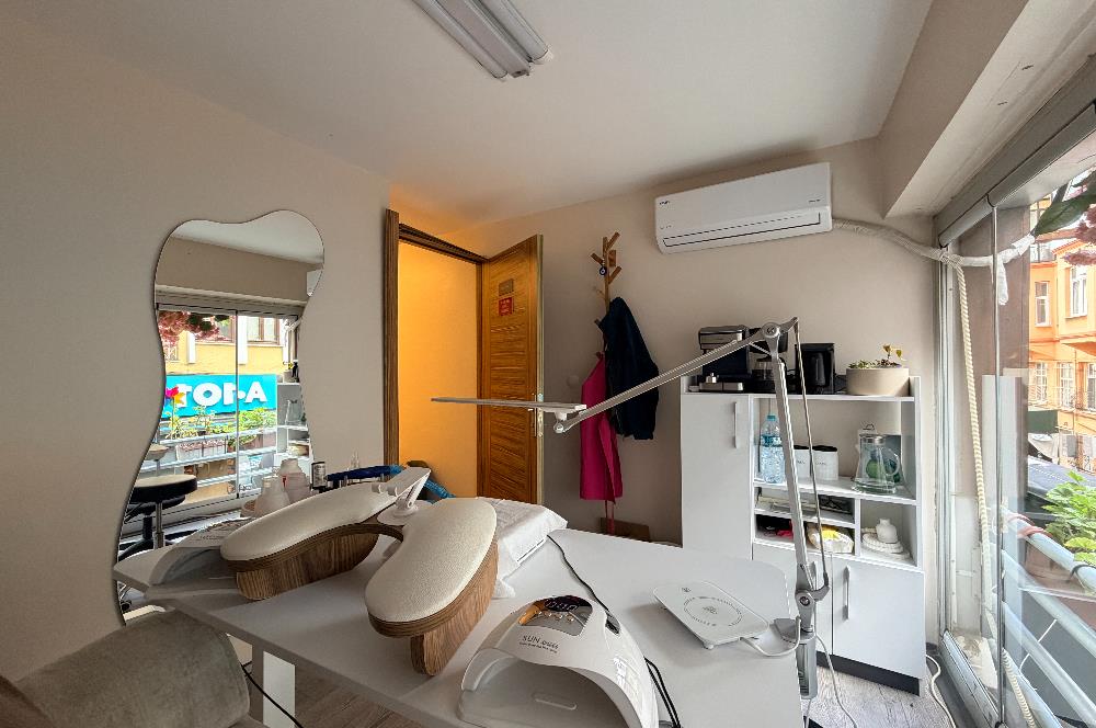 Bahariye Caddesine 1.Bina 50m2 Net Asma Katlı Satılık Dükkan