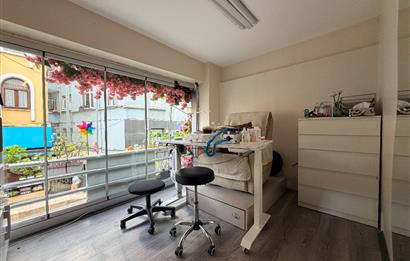 Bahariye Caddesine 1.Bina 50m2 Net Asma Katlı Satılık Dükkan
