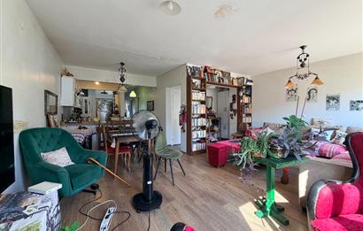Caferağa'da Kısmi Deniz Manzaralı, 100m² Net 3+1 Satılık Daire