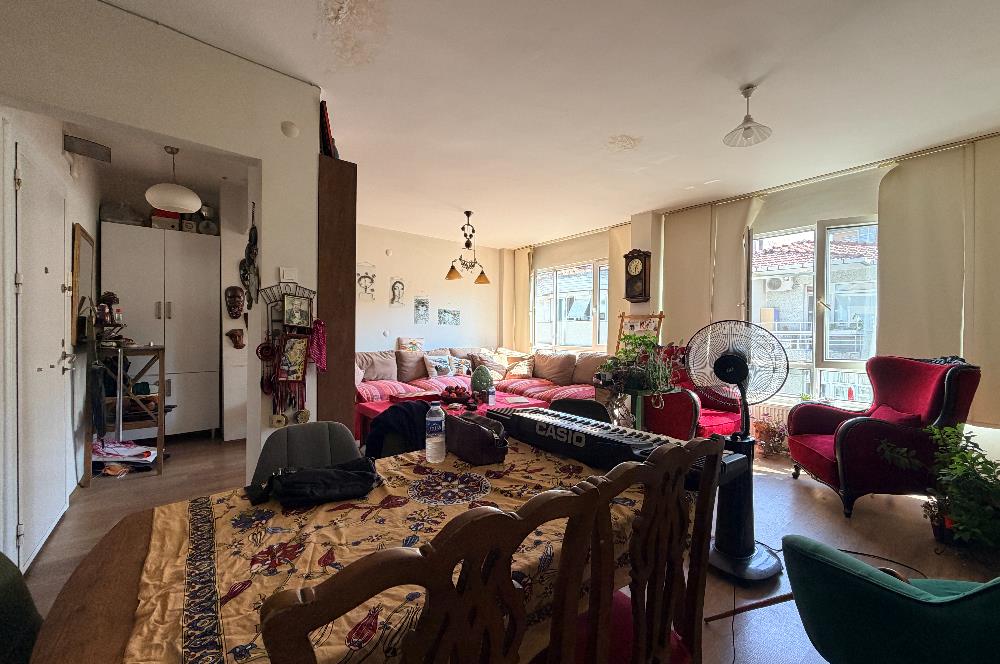 Caferağa'da Kısmi Deniz Manzaralı, 100m² Net 3+1 Satılık Daire