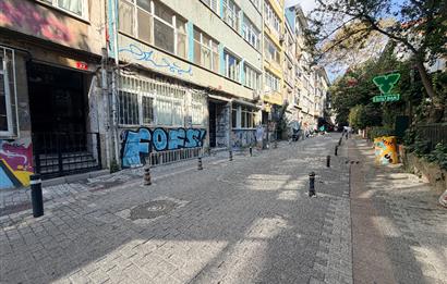 Caferağa'da Kısmi Deniz Manzaralı, 100m² Net 3+1 Satılık Daire