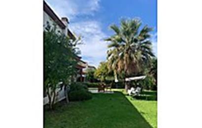 Çeşme Dalyan Cankaya Evleri Geniş Bahçeli Satılık Villa