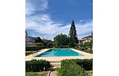 Çeşme Dalyan Cankaya Evleri Geniş Bahçeli Satılık Villa
