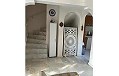 Çeşme Dalyan Cankaya Evleri Geniş Bahçeli Satılık Villa