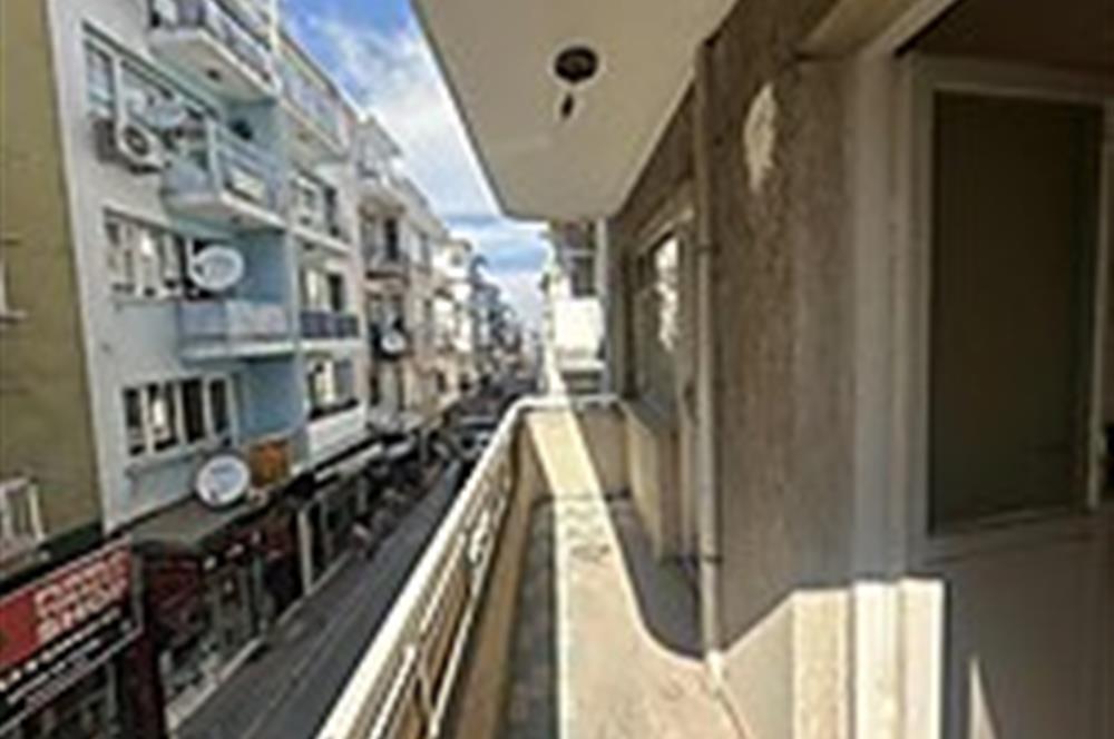 ÜÇYOL MEYDANIN'DA SATILIK 2+1 KAPALI MUTFAK DAİRE