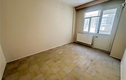 ÜÇYOL MEYDANIN'DA SATILIK 2+1 KAPALI MUTFAK DAİRE