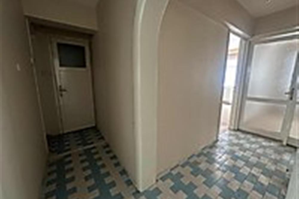 ÜÇYOL MEYDANIN'DA SATILIK 2+1 KAPALI MUTFAK DAİRE