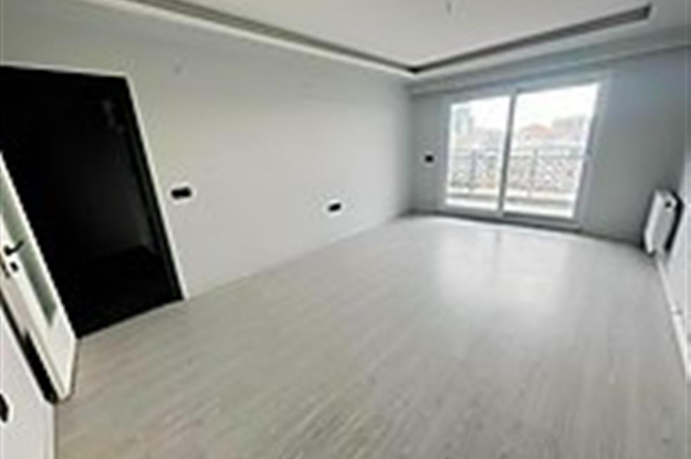 MENEMEN IRMAK MAH.HAVUZLU SİTEDE KİRALIK 3+1