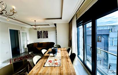 ÜSKÜDARIN KALBİNDE EŞSİZ DENİZ MANZARALI SATILIK 2+1 DAİRE