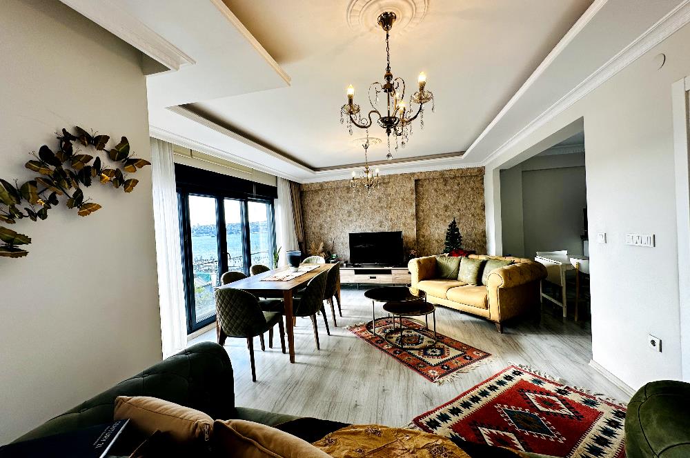 ÜSKÜDARIN KALBİNDE EŞSİZ DENİZ MANZARALI SATILIK 2+1 DAİRE
