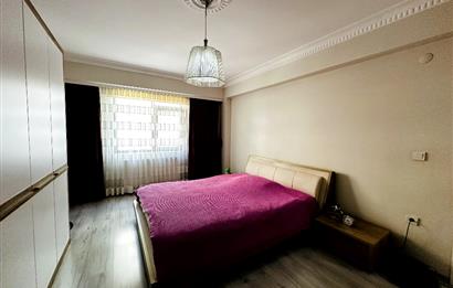 ÜSKÜDARIN KALBİNDE EŞSİZ DENİZ MANZARALI SATILIK 2+1 DAİRE