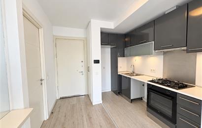 KARŞIYAKA SOYAK SİESTA BLUE SİTESİ'NDE EŞYALI KİRALIK 1+1 DAİRE