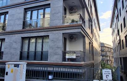 Üsküdar Barbaros'ta Satılık Lüks 2+1 Site İçi Daire