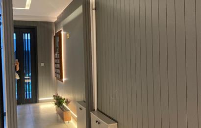 Üsküdar Barbaros'ta Satılık Lüks 2+1 Site İçi Daire