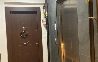 Üsküdar Barbaros'ta Satılık Lüks 2+1 Site İçi Daire