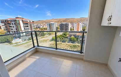 ÇİĞLİ UĞUR MUMCU MAH.BİNTAŞ PARK EVLERİNDE KİRALIK 1+1 DAİRE