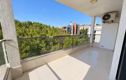 Bornova Evka 3 Gültekin Konakları'nda, 3 Cepheli Kiralık 4+1