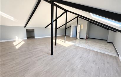 MODERN MİMARİSİ ÖZEL BAHÇESİ VE PRETİJLİ TASARIMLI SATILIK VİLLA