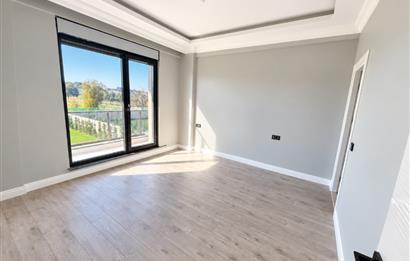MODERN MİMARİSİ ÖZEL BAHÇESİ VE PRETİJLİ TASARIMLI SATILIK VİLLA