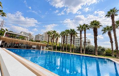KARŞIYAKA SOYAK SİESTA BLUE SİTESİ'NDE EŞYALI KİRALIK 1+1 DAİRE