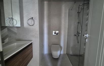 SİNPAŞ FİNANSKENTTE MANZARALI, BAHÇE KULLANIMLI FERAH DAİRE 