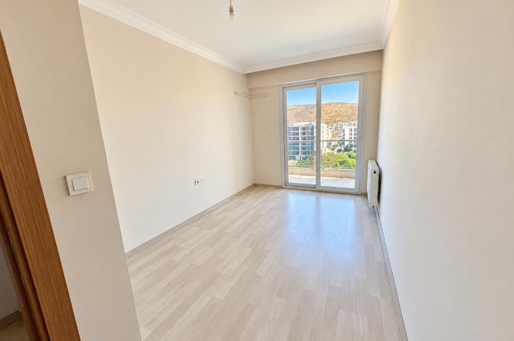 ÇİĞLİ UĞUR MUMCU MAH.BİNTAŞ PARK EVLERİNDE KİRALIK 1+1 DAİRE