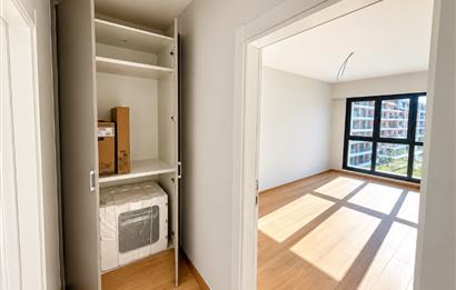 YENIŞEHIR MEF CADDE DE SATILIK1+1 DAİRE