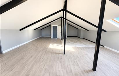 MODERN MİMARİSİ ÖZEL BAHÇESİ VE PRETİJLİ TASARIMLI SATILIK VİLLA