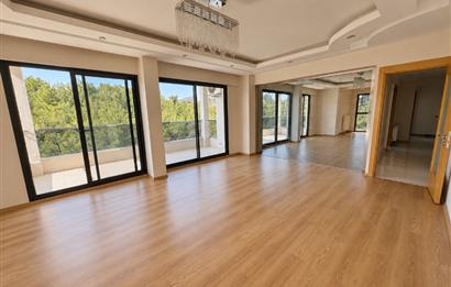 Bornova Evka 3 Gültekin Konakları'nda, 3 Cepheli Kiralık 4+1