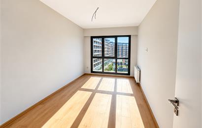 YENIŞEHIR MEF CADDE DE SATILIK1+1 DAİRE