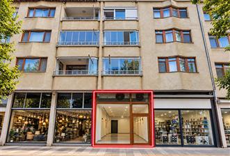 •	CENTURY 21'DEN MERKEZDE BACA RUHSATLI İMALATA UYGUN ZEMİN DÜKKAN - 2 - 38022