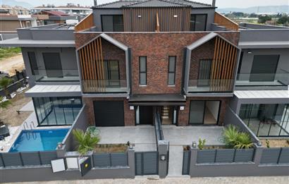 MENDERES CENTURY 21 POYRAZ'DAN ÖZEL HAVUZLU  3+1 LÜKS VİLLA