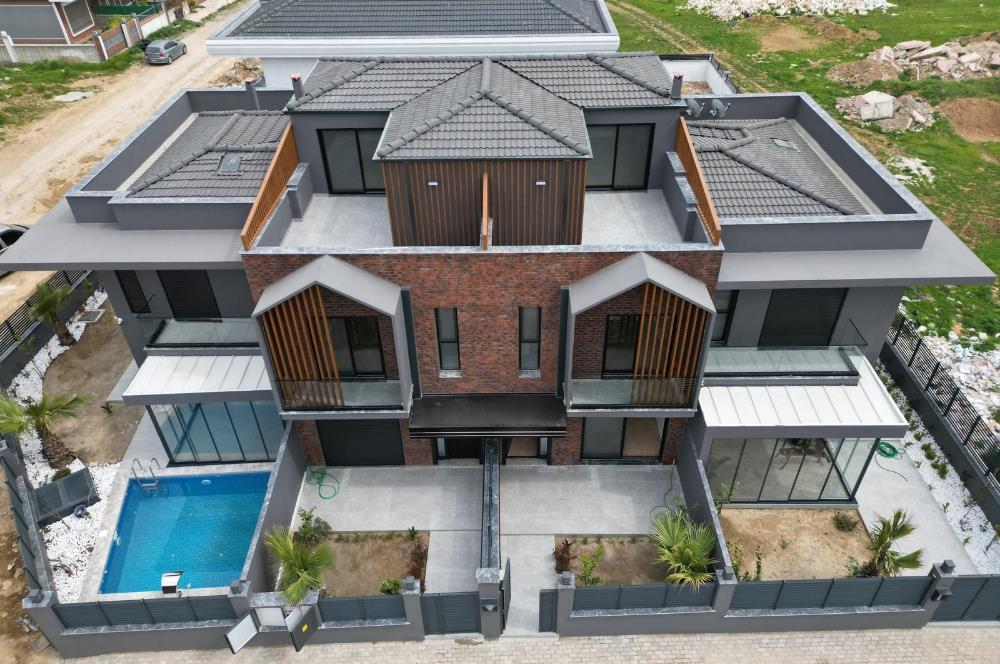 MENDERES CENTURY 21 POYRAZ'DAN ÖZEL HAVUZLU  3+1 LÜKS VİLLA