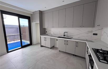 MENDERES CENTURY 21 POYRAZ'DAN ÖZEL HAVUZLU  3+1 LÜKS VİLLA