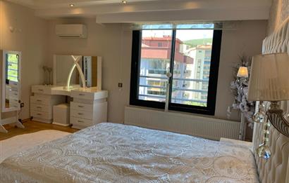 Bornova Evka 3 Gültekin Konakları'nda, 3 Cepheli Kiralık 4+1
