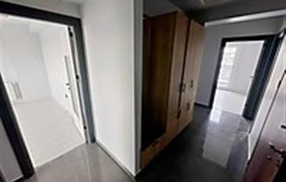 MENEMEN IRMAK MAH.HAVUZLU SİTEDE, E,BANYOLU SATILIK 3+1 DAİRE